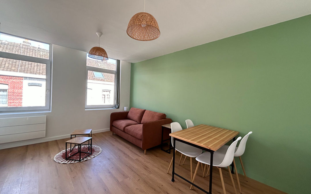 MAGNIFIQUE STUDIO MEUBLE – A DEUX PAS DU METRO