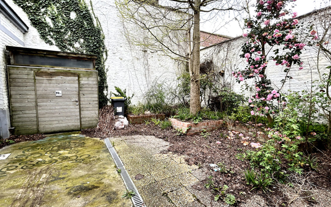 MAISON À TRAVAUX DE 307M2 AVEC SOUS-SOL ET JARDIN – JB LEBAS