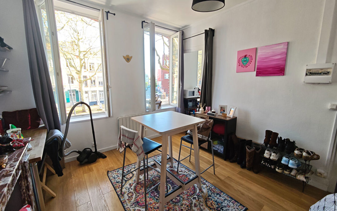 Studio MEUBLÉ de 20.30 m², boulevard Victor Hugo – WAZEMMES