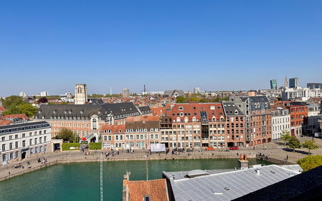 TYPE 3 AVEC VUE IMPRENABLE SUR LE QUAI DU WAULT
