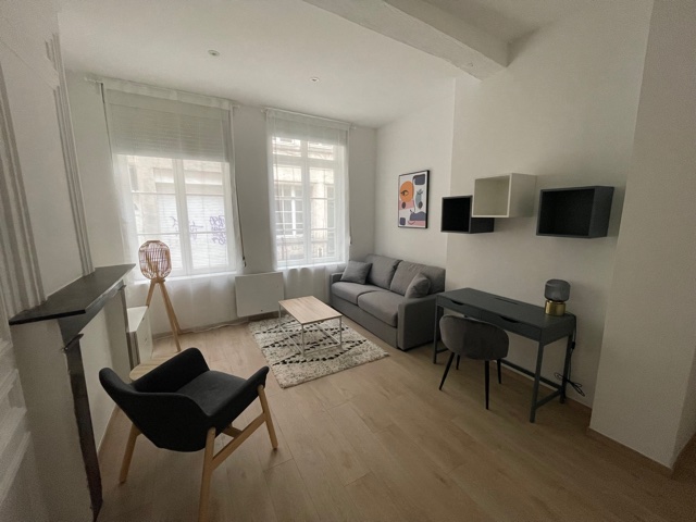 Studio meublé de 30,38 m2, rue Doudin