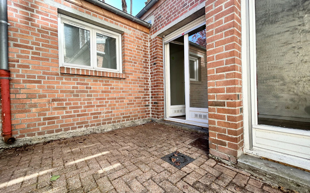 STUDIO DE 23M2 AVEC COUR ET CAVE – CORMONTAIGNE