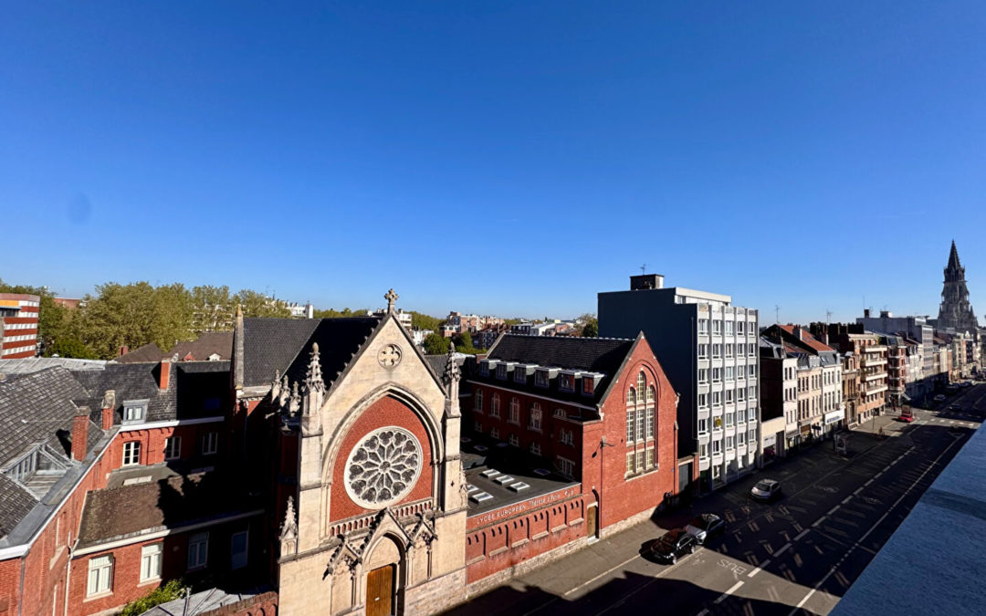TYPE 3 TRAVERSANT EN DERNIER ETAGE – VAUBAN