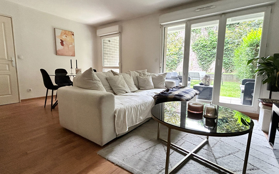 APPARTEMENT T2 AVEC TERRASSE, JARDIN ET PARKING – ENTRE JB LEBAS ET PORTE DE DOUAI