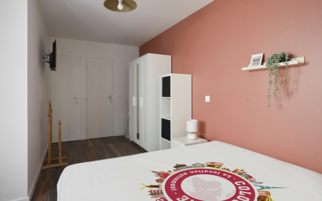 Chambre meublée colocation – 16,46m2 – Rue de Solférino