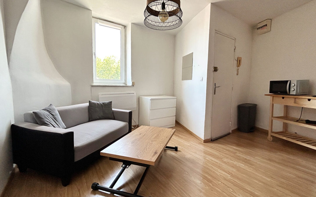 APPARTEMENT T3 DERNIER ÉTAGE – CORMONTAIGNE