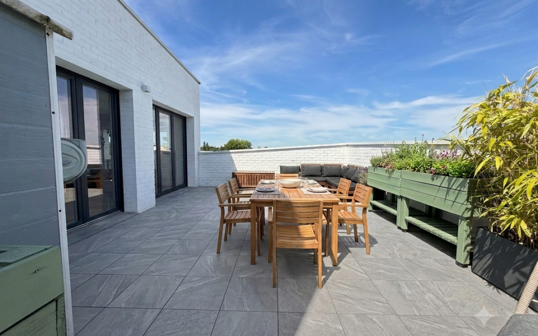 COUP DE COEUR – SUPERBE DUPLEX T4 AVEC TERRASSE DE 35 m² – DERNIER ÉTAGE – PARKING SÉCURISÉ
