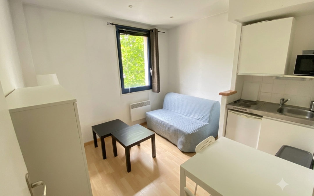 Studio meublé 13m2 avec parking – Avenue Peuple Belge
