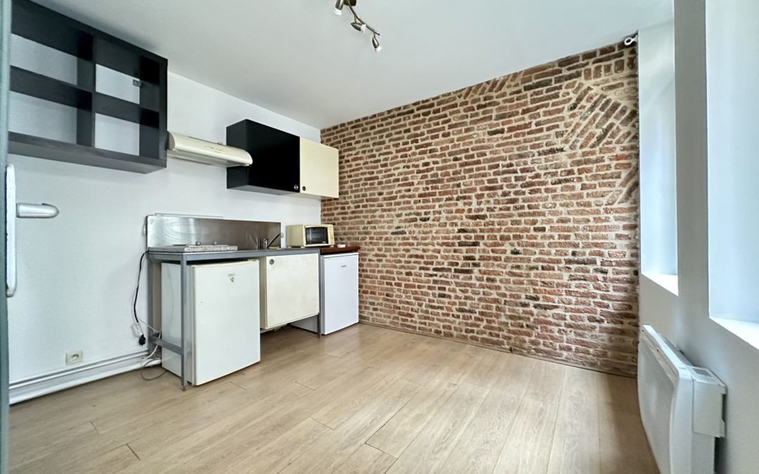 Beau studio situé rue St Sébastien – VIEUX-LILLE