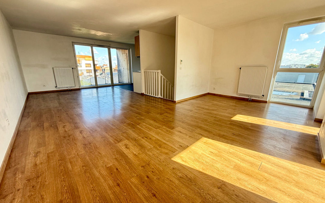 Appartement T4 Duplex – 84 m² – Dernier étage – Parking – Jardin des Plantes
