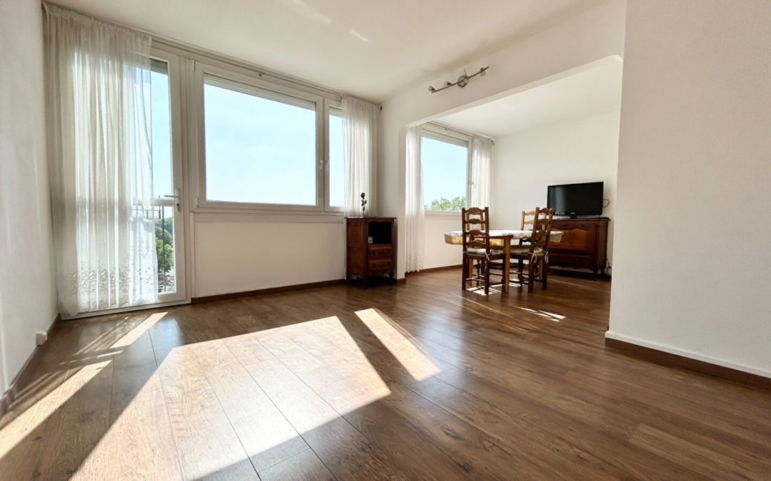 APPARTEMENT T3 AVEC CAVE ET GARAGE – BOIS BLANC – CITADELLE